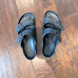 Birkenstocks (Rubber)